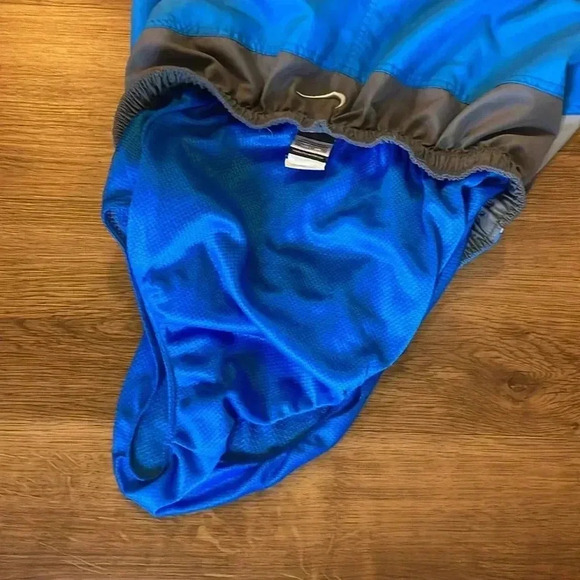 Nike Swoosh Men’s XXL Blue Gray Swim Trunks Shorts - Picture 8 of 8